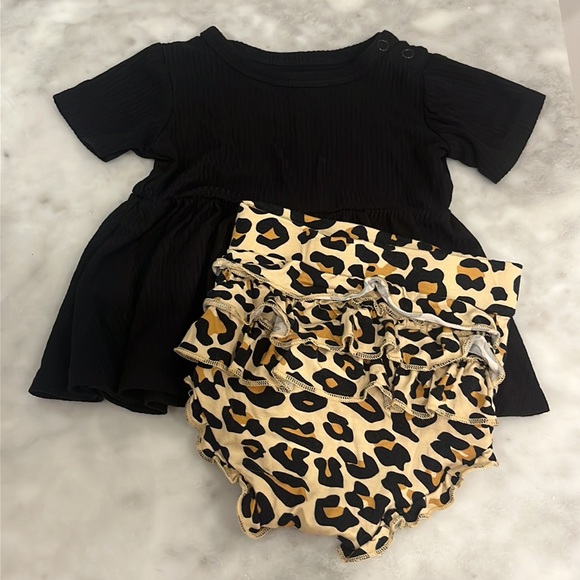 Posh Peanut Other - Posh Peanut Black Peplum Top & Leopard Print Bloomer Set Size 3-6 3 to 6 Months